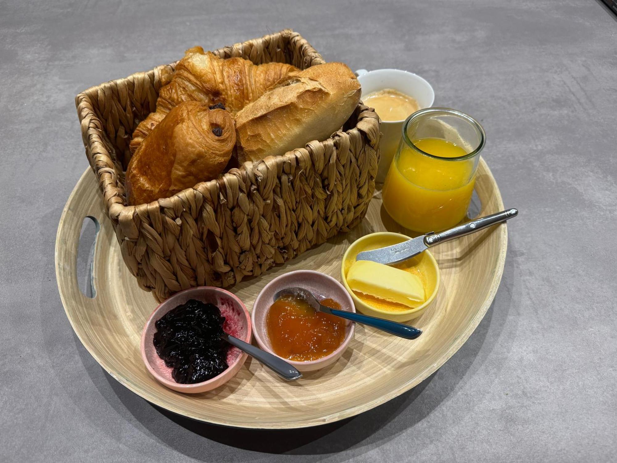 Ode Au Bassin Bed & Breakfast มิโอส์ ภายนอก รูปภาพ